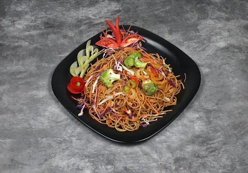 Veg Hakka Noodles