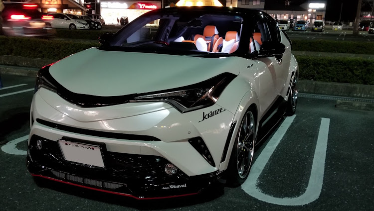 クラウンセダンの過去車・V8クラウン・C-HR・旧車じゃないよ過去車だよーに関するカスタム事例の投稿画像3枚目