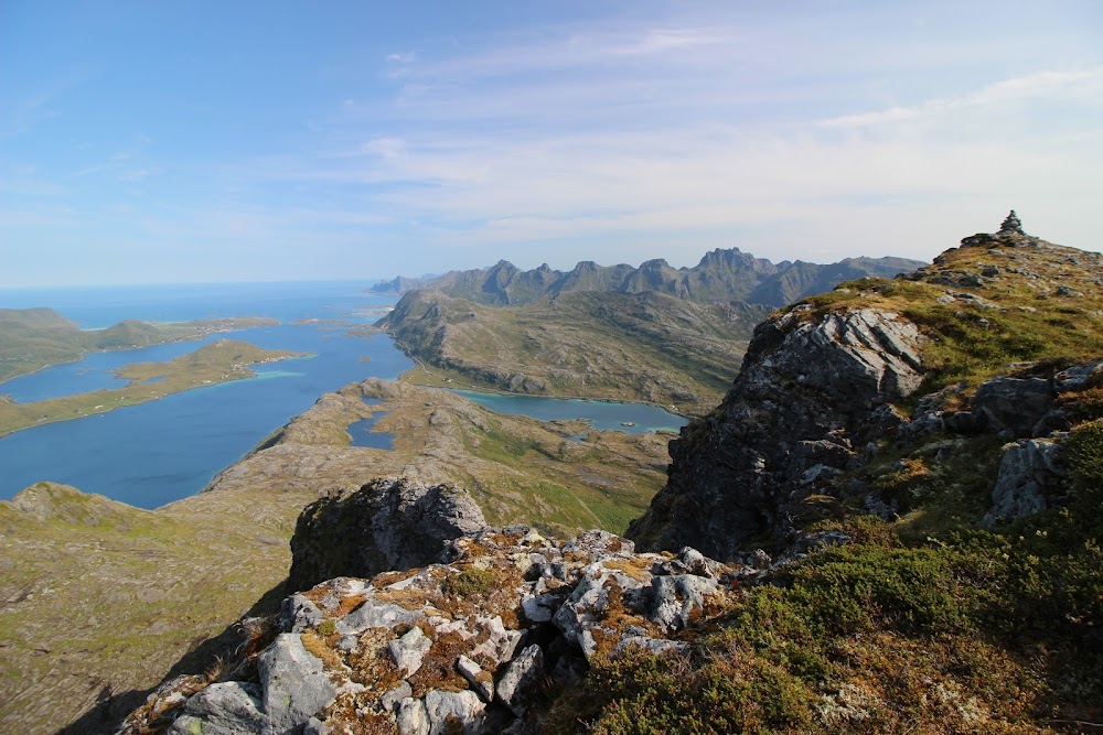 Достижение Hygge (острова Senja, Vesteralen и Lofoten в июле-августе 2019)