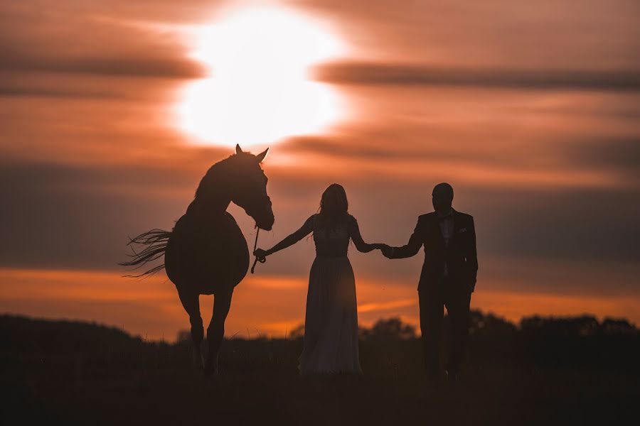 Fotografo di matrimoni Zaradny Zaradnyphotography (zaradny). Foto del 28 novembre 2019