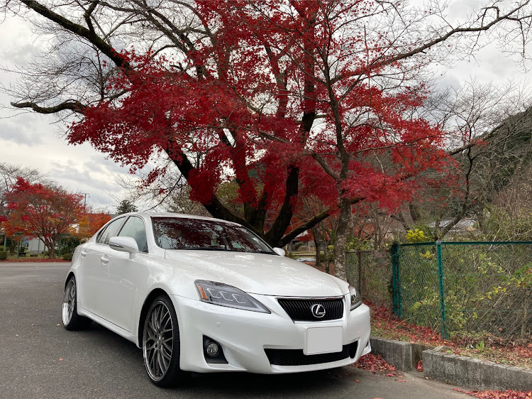 ISのIS250・湯谷温泉・紅葉と愛車・鳳来寺山パークウェイ・洗車したいに関するカスタム事例の投稿画像1枚目