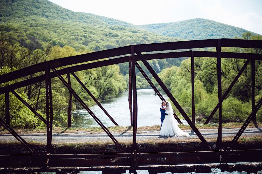 Photographe de mariage Taras Kovalchuk (taraskovalchuk). Photo du 3 juin 2015