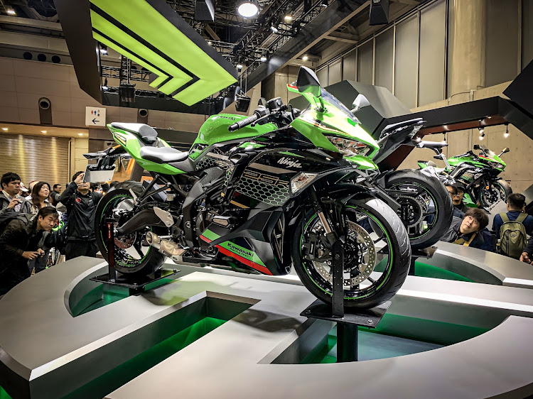 マークXの都内撮影・dapper・EXART・エムズガレージ・東京モーターショー2019に関するカスタム事例の投稿画像11枚目