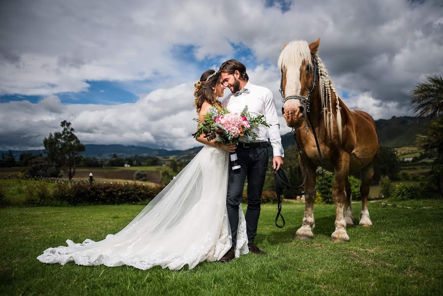 Hochzeitsfotograf Mauro Erazo Restrepo (mauroerazo). Foto vom 25. August 2021