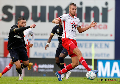 Dury zag zijn debutant hem mogelijkheden bieden: "Maar we speelden tegen Antwerp, niet tegen Poelkapelle"