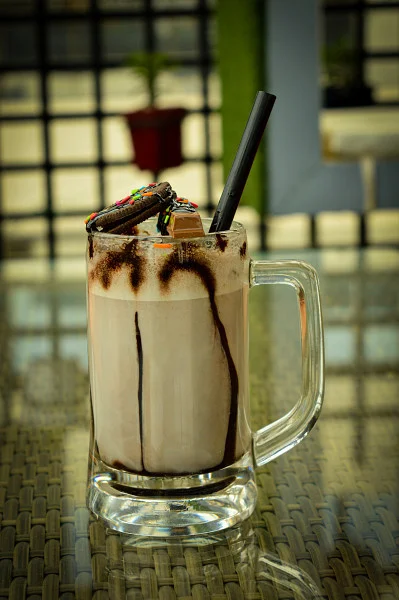 Oreo Kitkat Shake