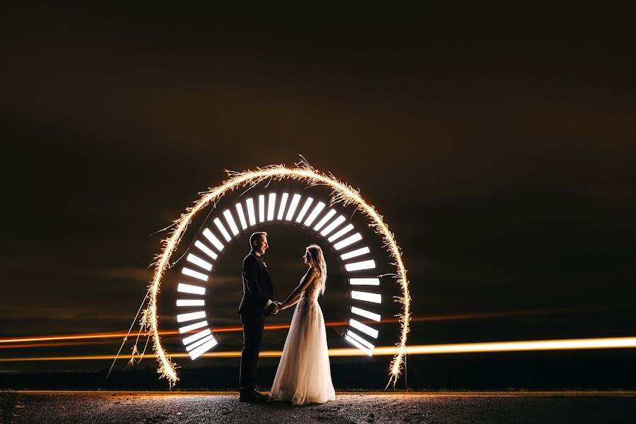 Fotógrafo de casamento Mirek Basista (fotoperla). Foto de 8 de maio