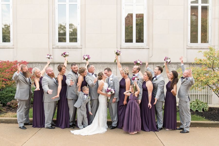 Wedding photographer Victoria Rayburn (victoriarayburn). Photo of 8 September 2019