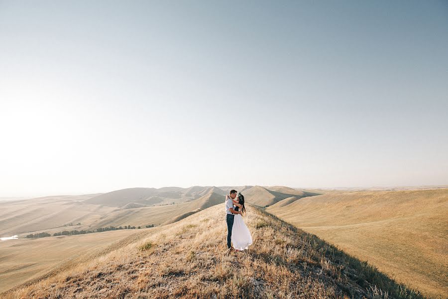 Fotógrafo de casamento Ruslan Tuktaganov (padpad). Foto de 4 de agosto 2017