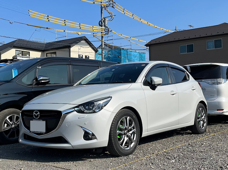 デミオのご褒美第一号・AutoExe・ドアノブプロテクターに関するカスタム事例の投稿画像1枚目