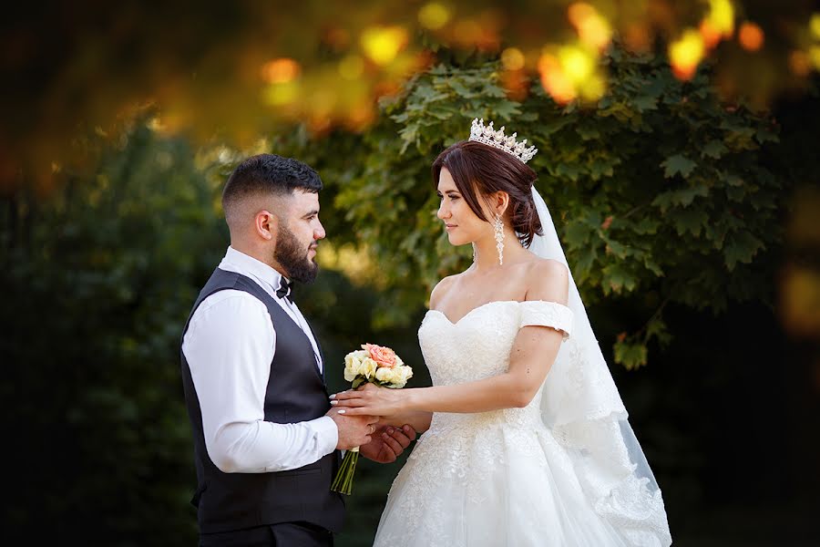 Wedding photographer Aleksey Mostovoy (palmera300991). Photo of 31 May 2019