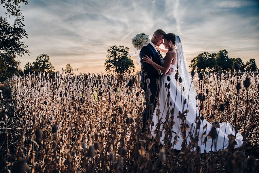 Fotógrafo de casamento Petr Hrubes (harymarwell). Foto de 23 de agosto 2022