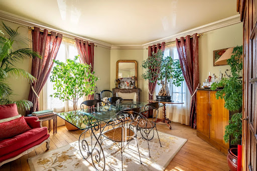 Apartment 4