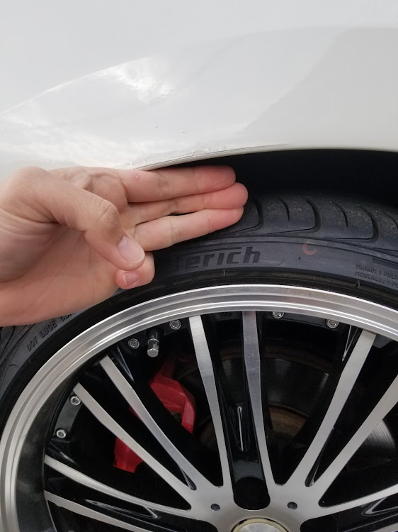 エスティマのコロナウイルスに負けるな・自己マン仕様・車高下げたいに関するカスタム事例の投稿画像6枚目