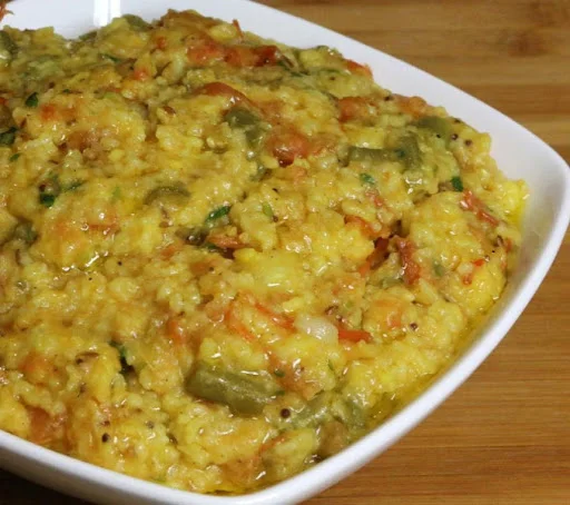 Lasooni Khichadi