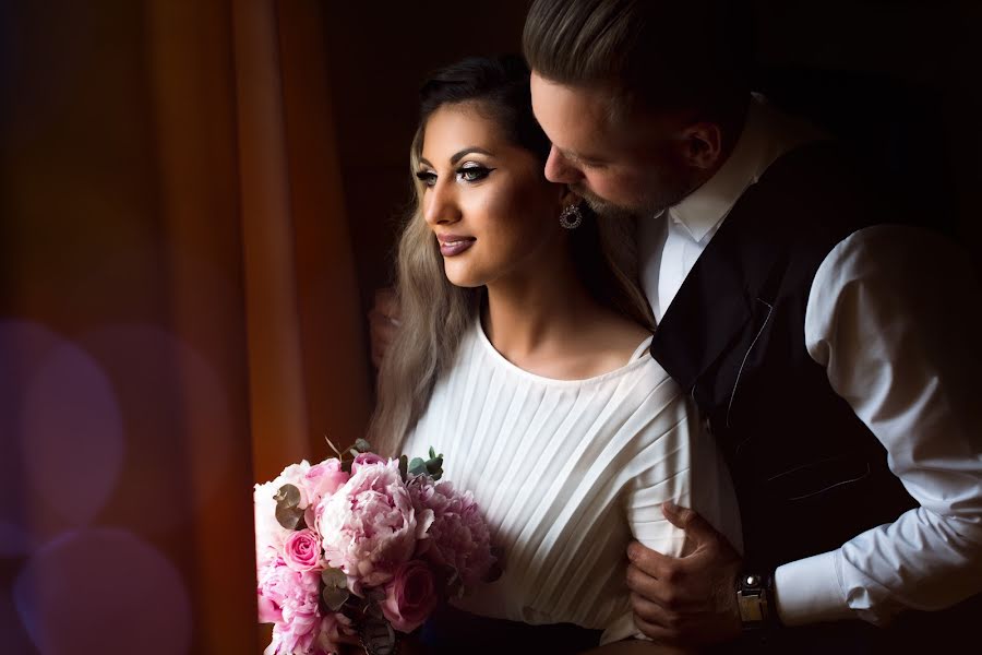 Fotografo di matrimoni Gartner Zita (zita). Foto del 31 maggio 2019