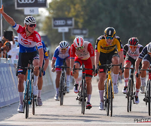 Jonge Nederlander maakte indruk met tweede plaats achter Mathieu van der Poel in UAE Tour: "Het doel was de ritzege, maar kan niet ontevreden zijn"