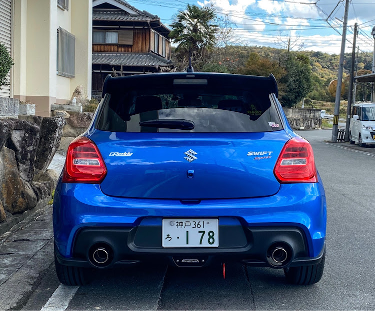 スイフトスポーツのスミさんが投稿したカスタム事例の投稿画像1枚目