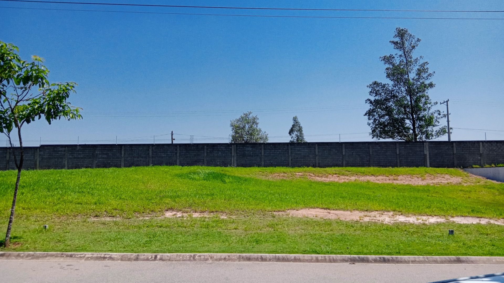 Terrenos à venda Condomínio Campos de Santo Antônio II