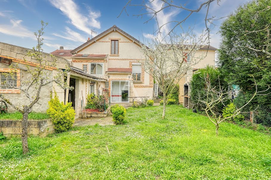 Vente maison 6 pièces 120 m² à Les Mureaux (78130), 274 300 €