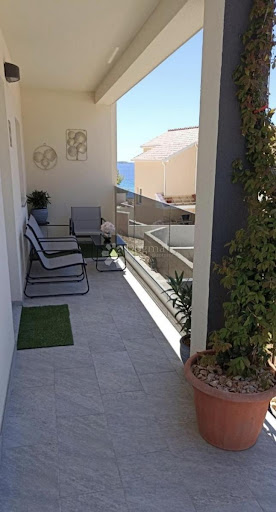 House 2