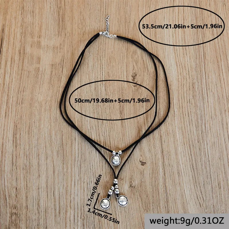 Collier ornemental rétro artistique avec pendentif double couche en alliage de velours coréen CCB. Un bijou élégant et tendance.