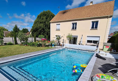 Maison avec piscine et terrasse 14