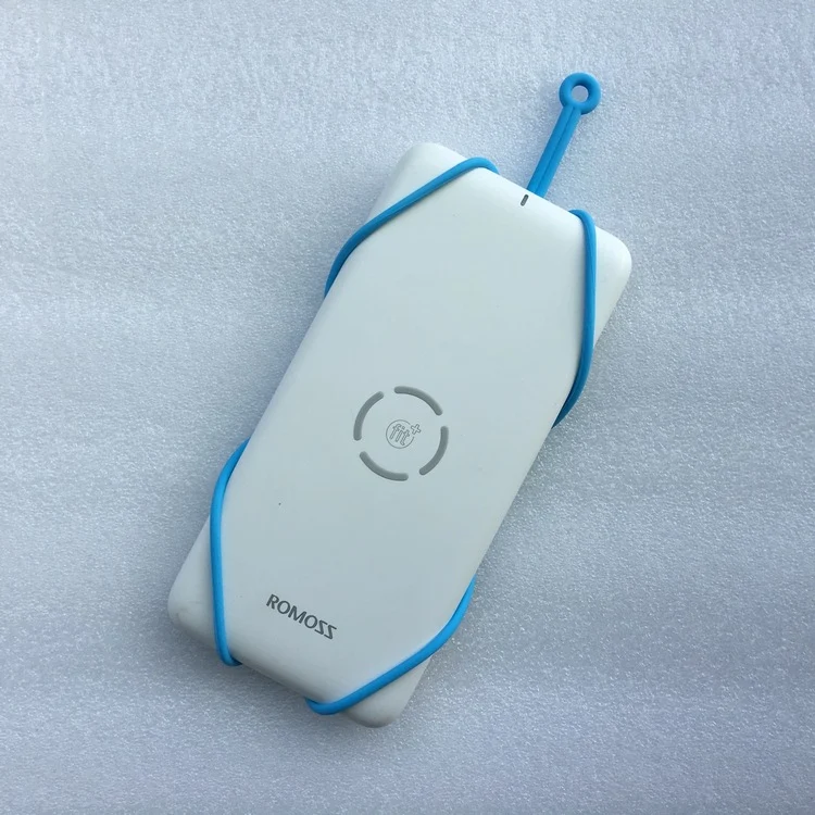 Universal Mobile Phone Cover with Lanyard Silicone Case. Protect your phone, carry it comfortably, fits various phone mo