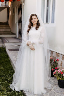 Wedding photographer Cristian și Salomea (crissandsally). Photo of 7 March 2023