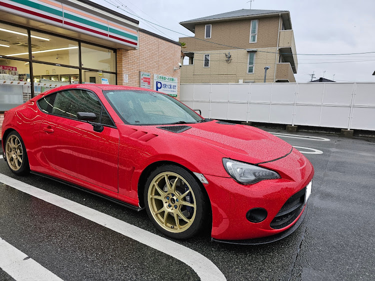 BRZのエアクリボックス・山・雨・吸気温度に関するカスタム事例の投稿画像1枚目