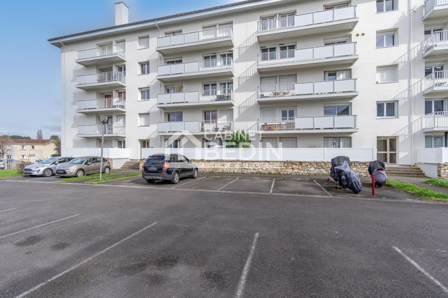 Vente appartement 4 pièces 75 m² à Saint-Médard-en-Jalles (33160), 276 000 €