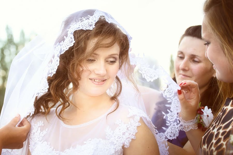 Fotografo di matrimoni Anna Sarafan (varyans). Foto del 4 luglio 2016