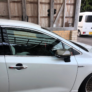 カローラスポーツ ZWE211H