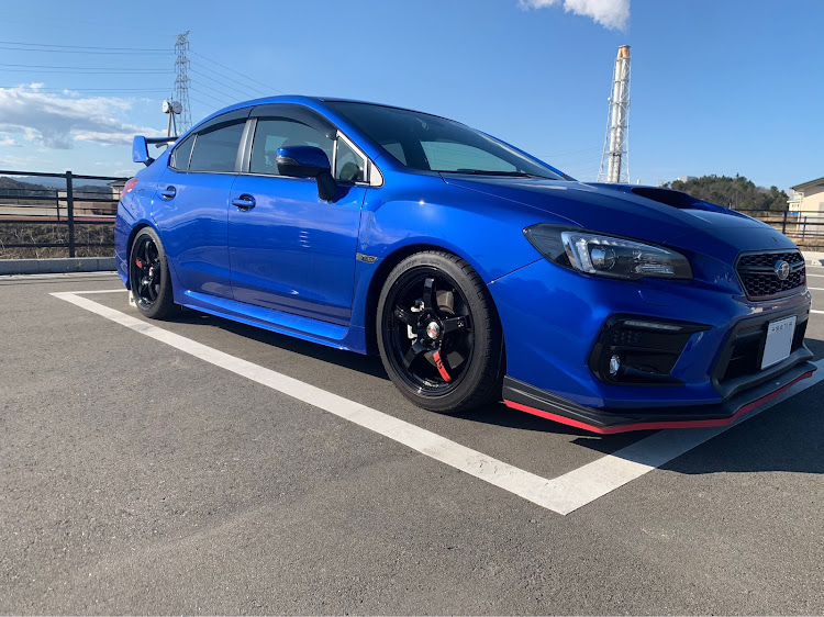 WRX S4のスバル・車高調・RAYS・車高調整に関するカスタム事例の投稿画像1枚目