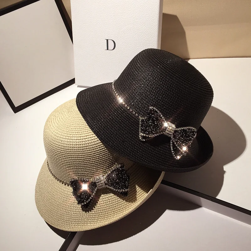 Elegante IJskruik met Deksel, Zonnebescherming, Diamond Bow Design voor Literair Genot en Koude Dranken