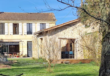 Maison avec jardin et terrasse 5