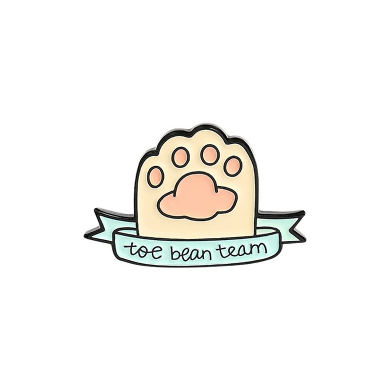 Title 5, Cartoon kattenpoot en hondenpoot badge voor die...