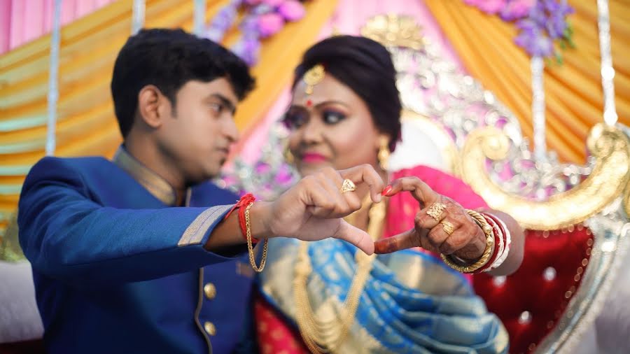 結婚式の写真家Tuhin Biswas (wprbangalore)。2023 5月11日の写真