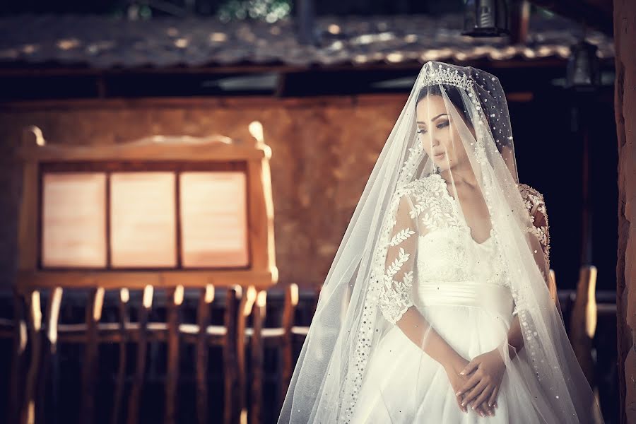 Esküvői fotós Andrey Shestakov (shestakovstudio). Készítés ideje: 2016 január 31.
