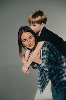 Wedding photographer Sasha Serebryakova (malinova9i). Photo of 14 September 2022