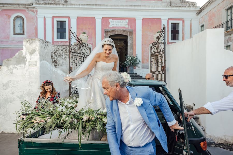 Fotografo di matrimoni Antonio La Malfa (antoniolamalfa). Foto del 1 aprile 2022