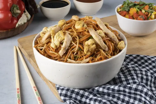 Egg Chicken Chilli Garlic Chowmein