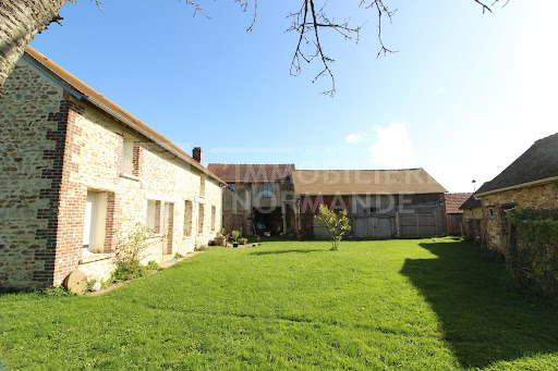 House with terrace 1