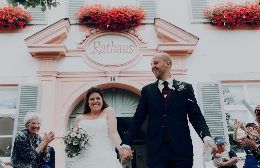 Fotografo di matrimoni Tati Borges-Schindler (tatianeborgess). Foto del 13 novembre 2019