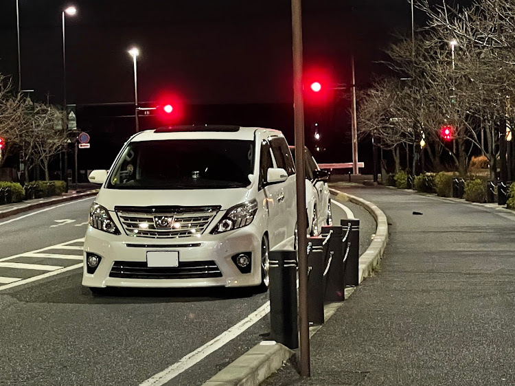 アルファードのアルファード20後期・クルマ好きと繋がりたい・いつもいいね＆コメントありがとうございます・千葉県民に関するカスタム事例の投稿画像4枚目
