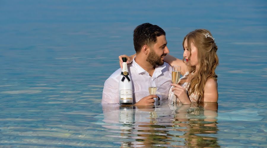 Fotógrafo de bodas Kostas Sinis (sinis). Foto del 2 de agosto 2019