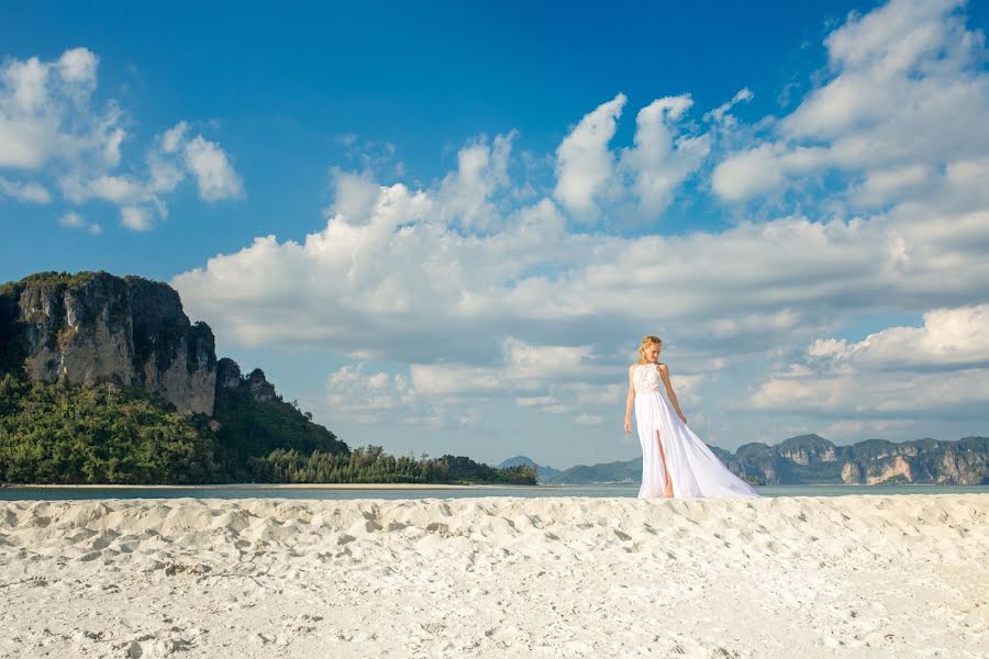 Fotógrafo de casamento Anna Karkacheva (annakarkacheva). Foto de 4 de fevereiro 2016