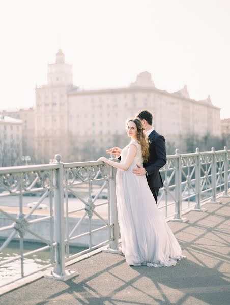 Hochzeitsfotograf Yuliya Kaptelova (juliakaptelova). Foto vom 12. Juli 2016