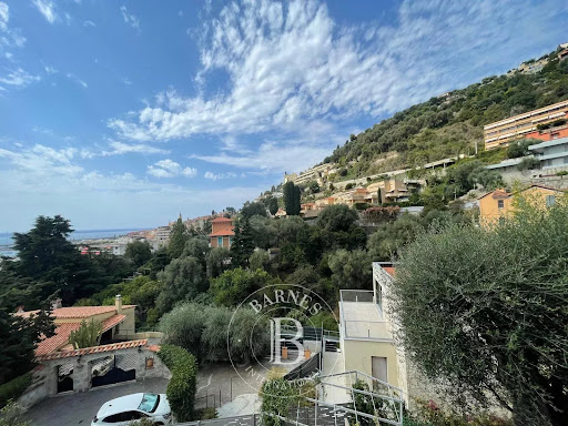 Seaside land with panoramic view 3