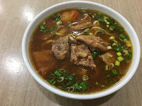 易記牛肉麵